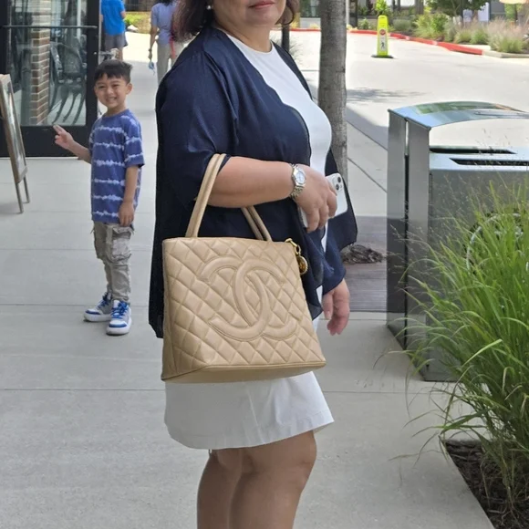 CHANEL Beige Quilted Tote MEDALLION Bag - Picture 7 of 13